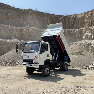Prix d'usine SINOTRUK HOWO Camion <span class=keywords><strong>benne</strong></span> léger 4x4 6 roues de 5 à 10 tonnes pour la construction agricole en promotion - Product Image 1