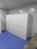 Prix d'usine, casier métallique à 3 portes assemblé sur mesure avec serrure à clé, armoire blanche, livraison directe, tringle de suspension pour employés