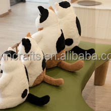 Grazioso Peluche Gatto del Cheshire Giapponese da 35CM, Giocattolo Morbido Imbottito in Cotone PP, Gatto Pigro - Product Image 3