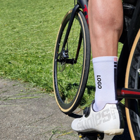 Chaussettes de cyclisme sans couture Pure Design avec logo personnalisé, respirantes, durables, écologiques, pour les jeunes et les enfants, pour l'entraînement