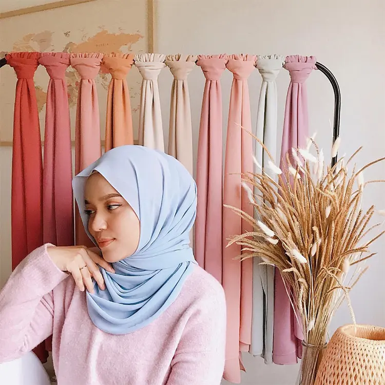 Desain Baru Malaysia Jilbab Sifon Polos Premium Jilbab Turban Muslim Syal Kerut Warna Murni Wanita