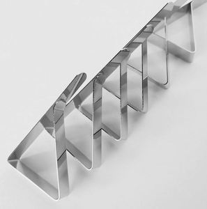 Pinces de table de pique-nique robustes en acier inoxydable pour housses de table, idéales pour restaurants et événements – Vente en gros personnalisée - Product Image 3