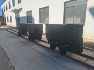 Nuovo Carrello Ferroviario a Scartamento Ridotto con Ribaltamento a Secchio da 0,55/0,75/1 M³ per Miniere, Binario da 600mm - Product Image 5