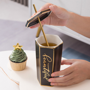 <b>Large</b> Capacity Rhomboid Gold-Rimmed Porcelain Personalized <b>Mugs</b> 490ml Dishwasher & Microwave Safe with Lid Straw Business Gift - Product Image 4