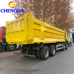 Couleur jaune nouveau <span class=keywords><strong>camion</strong></span> à <span class=keywords><strong>benne</strong></span> basculante SINOTRUK 2024 8x4 grand <span class=keywords><strong>plateau</strong></span> 50 tonnes HOWO - Product Image 2