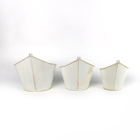 Pots suspendus en forme de seau à fleurs personnalisés Pots de plantes suspendus en métal et en fer simples Emballage de conteneur/emballage de cadeau blanc pour plantes d'intérieur