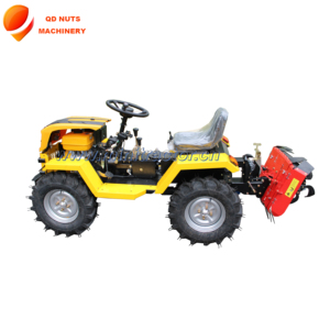 Trattore Agricolo Gommato 4WD Multifunzione Mini con Tosaerba e Motozappa, Motore e Pompa per Uso Giardino - Product Image 5