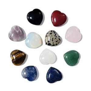 Pierres décoratives naturelles de 2,5 cm en forme de cœur, pierres de guérison écologiques en quartz, pierres énergétiques pour la méditation - Product Image 6