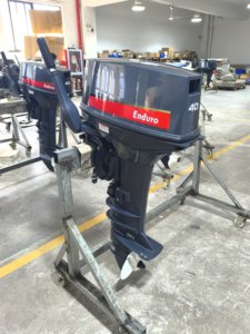 Moteur marin portable 40 CV 2 temps 669 cm³ 2 cylindres, personnalisé en usine, économique et performant pour bateaux de pêche et de loisirs - Product Image 1