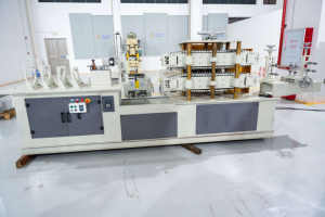 Macchina per la produzione di tubi e Thermos macchina per la formatura sottovuoto per la lavorazione di prodotti metallici linea di produzione di bottiglie - Product Image 6