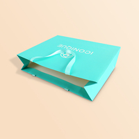 Sac cadeau d'emballage en papier écologique de luxe personnalisé conception UV avec poignée en ruban sacs en papier commercial avec votre propre logo