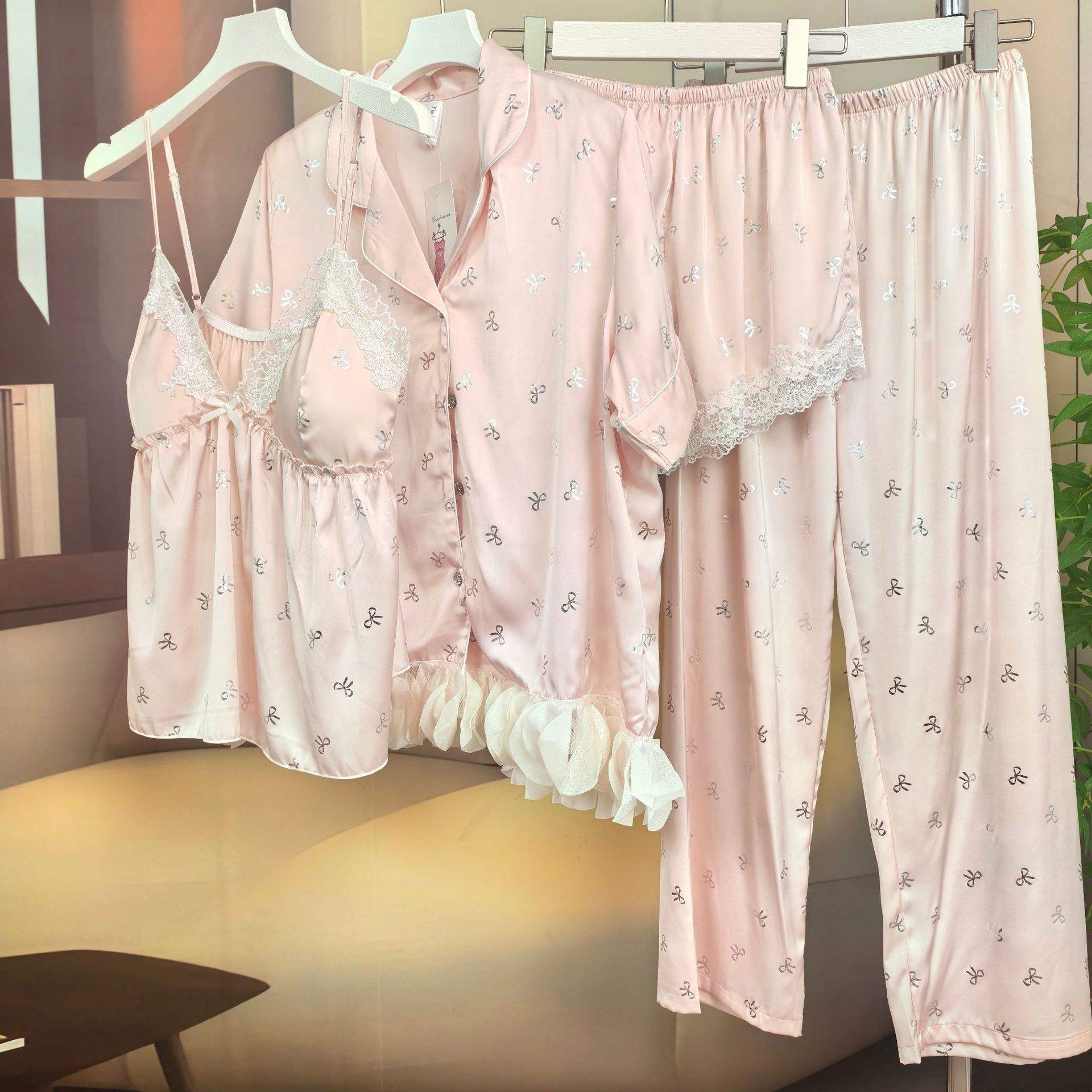 Pink hot silver short-sleeve long pants 2-piece set