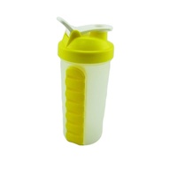 700ml Protéine poudre Shaker Bouteille avec une semaine 7 jours pilulier conteneur mélange balle Inclus pour supplément de gym logo personnalisé
