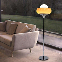 Lampadaire de luxe en fer forgé avec abat-jour en verre, lampe décorative verticale pour chambre et salon, style tendance