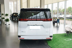 BYD Denza D9 MPV Eléctrico de Lujo, 980 KM de Autonomía, 2024, Vehículo de Nueva Energía, Caja de Cambios Automática, Tracción Total, Gran Oferta, Auto Híbrido TengShi China - Product Image 4