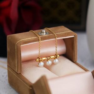 Collier personnalisé avec logo, en acier inoxydable plaqué or 18 carats, résistant à l'eau et inaltérable, avec perles, pour femme - Product Image 4