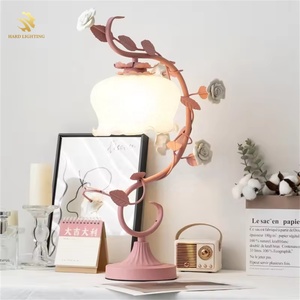 Moderne kreative einfache Rose Blume Tisch leuchte Schlafzimmer rosa Edelstahl Mädchen Kinderzimmer Schreibtisch lampe mit E14 Sockel - Product Image 4