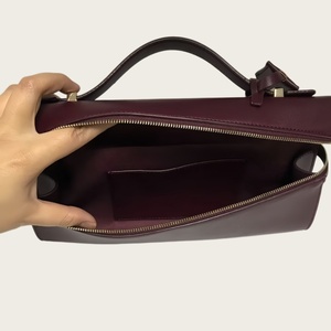 Bolso de Mano Cuadrado de Cuero PU para Mujer, con Cierre, Asa Única, Estilo Clásico, para Uso Diario, Impermeable, Gran Capacidad - Product Image 5