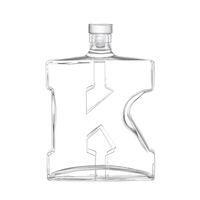 Bouteille en verre transparente en forme de K de 750 ml, conçue sur mesure pour whisky et vodka, avec bouchon en caoutchouc et capuchon en cristal mat, estampage à chaud