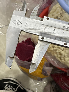 Горячие продажи DIY аксессуары 16 мм в форме сердца ручной работы акриловые Бархатные бусины опции пластиковые - Product Image 3