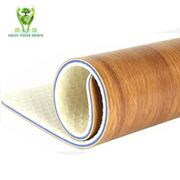 Tapis de revêtement de sol en vinyle grain d'érable en PVC écologique de 6mm d'épaisseur pour terrain de basket intérieur de handball et de badminton