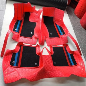 Alfombrillas de cuero de cobertura completa para <span class=keywords><strong>coche</strong></span>, hechas a medida para Volkswagen Caravelle, antideslizantes, impermeables, protección para todas las estaciones, modernas - Product Image 1