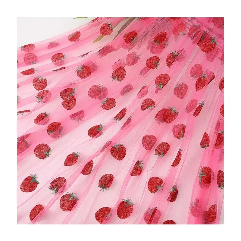 Spot Sweet Gold Powder Strawberry mesh fabric vestito per bambini gonna decorazione testa giocattoli stampati oro fragola net soft