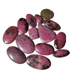 Vente en gros de cabochons en rhodolite rose naturelle de qualité incroyable pierre précieuse en vrac pour la fabrication de bijoux matériau rhodonite prix en magasin - Product Image 4