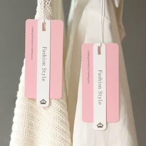 Etiquetas colgantes de papel de columpio en relieve a la moda, etiquetas colgantes de LOGO mate de lujo, etiqueta colgante personalizada para ropa de marca - Product Image 2