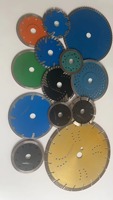 Disque de coupe et de meulage industriel en diamant fritté de 4,5 à 9 pouces avec bride, personnalisable OEM