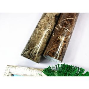 Pellicola Adesiva in PVC Effetto Marmo Lucido Personalizzabile per Trasformare Tavoli, Mobili e Pareti - Product Image 1