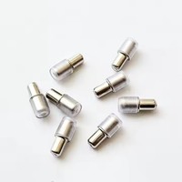 Support d'étagère en verre d'armoire en acier résistant à la corrosion solide polyvalent pour salle de bain cuisine hôtel salon Solutions de stockage
