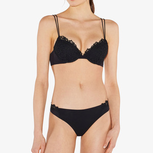 Les détails luxueux de style italien couvrent les bonnets de ce <span class=keywords><strong>soutien</strong></span>-<span class=keywords><strong>gorge</strong></span> push-up encadrant le décolleté ensemble de <span class=keywords><strong>soutien</strong></span>-<span class=keywords><strong>gorge</strong></span> et de culotte sexy - Product Image 2