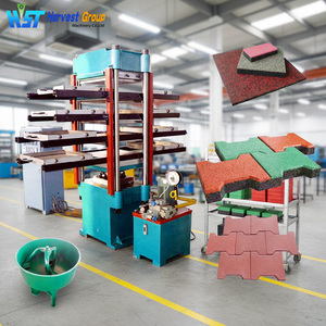 Presse de vulcanisation industrielle à commande PLC pour la fabrication de dalles de sol en caoutchouc à 4 couches, pour ligne de production de dalles en caoutchouc pour aires de jeux - Product Image 1