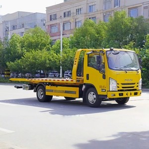 Grúa de Remolque Isuzu 700p 4X2 de 6 Toneladas, Plataforma Multiusos para Transporte de Vehículos - Product Image 2
