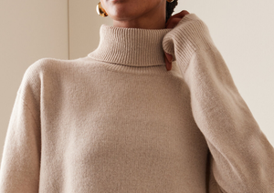 2025 Manufacturer Wool Quality <strong>Ladies</strong> Slouchy Hoodie Sweater Soft Cashmere Sweater Folded <strong>Turtle</strong> <strong>Neck</strong> Oversize Sweater <strong>Jumper</strong> - Product Image 5