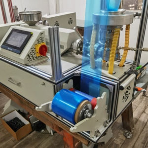 Máy thổi PE mini | máy đùn phòng thí nghiệm | thử nghiệm phim - Product Image 3