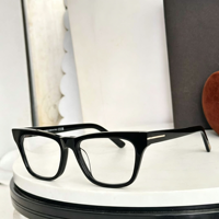 Nouvelles Lunettes de Soleil Carrées Unisexe Tendance de Marque Classique, Protection UV400, Verres Dégradés, Monture Complète, Lunettes de Mode Orange