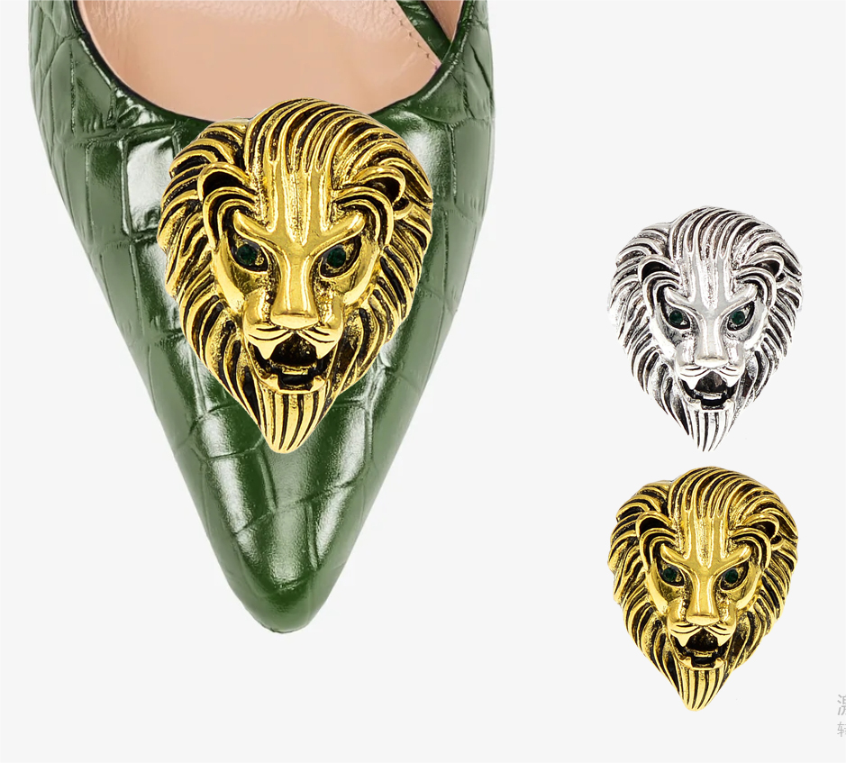 * vintage bell ❀ 燻しゴールドの 美しい ベル vintage bell ❀ 燻しゴールドの 美しい ベル vintage bell