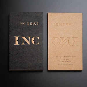 Tarjeta de visita de lámina de oro personalizada y ultra gruesa de 300gsm Impresión de tarjetas de lámina de oro y Negro duradero Tarjeta de visita de felicitación de negocios - Product Image 1