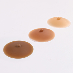 Cache-tétons adhésifs réutilisables en silicone sans couture de 7,5 cm avec effet de mamelon naturel - Product Image 1