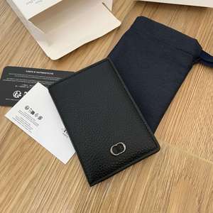 Set de Regalo para Hombre, Tarjetero de Cuero Granulado, Cartera Delgada Bifold con Logotipo Metálico para Tarjetas de Crédito y Efectivo - Product Image 2