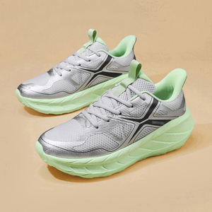 Chaussures de sport pour hommes en gros : baskets de mode légères, respirantes et rehaussantes pour la marche - Product Image 4