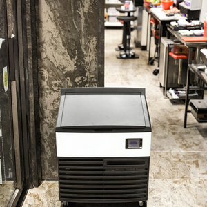 Mini machine à glaçons commerciale adaptée à la maison, au <span class=keywords><strong>garage</strong></span>, au bar, aux fêtes et aux petites entreprises de restauration - Product Image 5