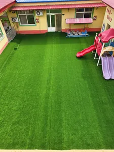 Césped Artificial Sintético, Alfombra Verde Natural para Jardín, Uso en Exteriores, Alta Simulación, Tacto Realista - Product Image 1