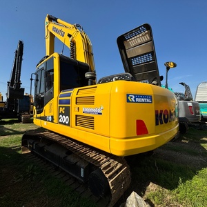 Excavadora de cadenas Komatsu PC200-8, 90% nueva, de bajo consumo y potente, ideal para excavaciones pesadas y tareas en sitios de construcción. - Product Image 1