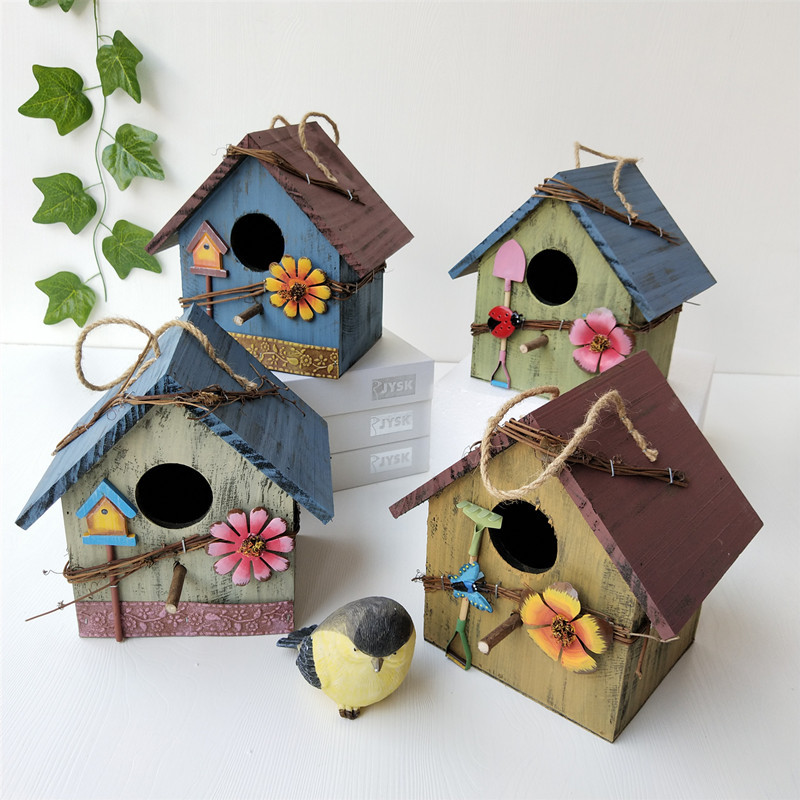 garden birdhouse
