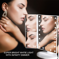 Offre Spéciale miroir de courtoisie de maquillage à LED à trois voies à trois volets table debout de bureau pliante Portable personnalisée design compact éclairé