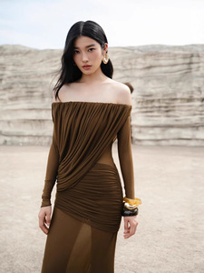 Vestido Largo Elegante de Moda con Hombros Descubiertos, Manga Larga, Malla Elástica, Plisado y Estilizador para Mujer - Product Image 2