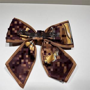 Buena calidad de lujo Vintage moda famosa marca pelo arco Clip satén tela Hairbow cinturón letra LOGO impreso horquilla Barrette - Product Image 3